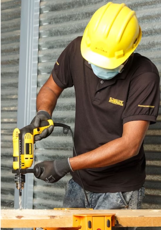 13mm PERCUSSION DRILL Dewalt DWD024-IN